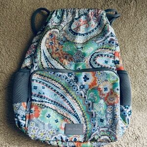 Vera Bradley Backpack - great condition except for the minor scratch on lable